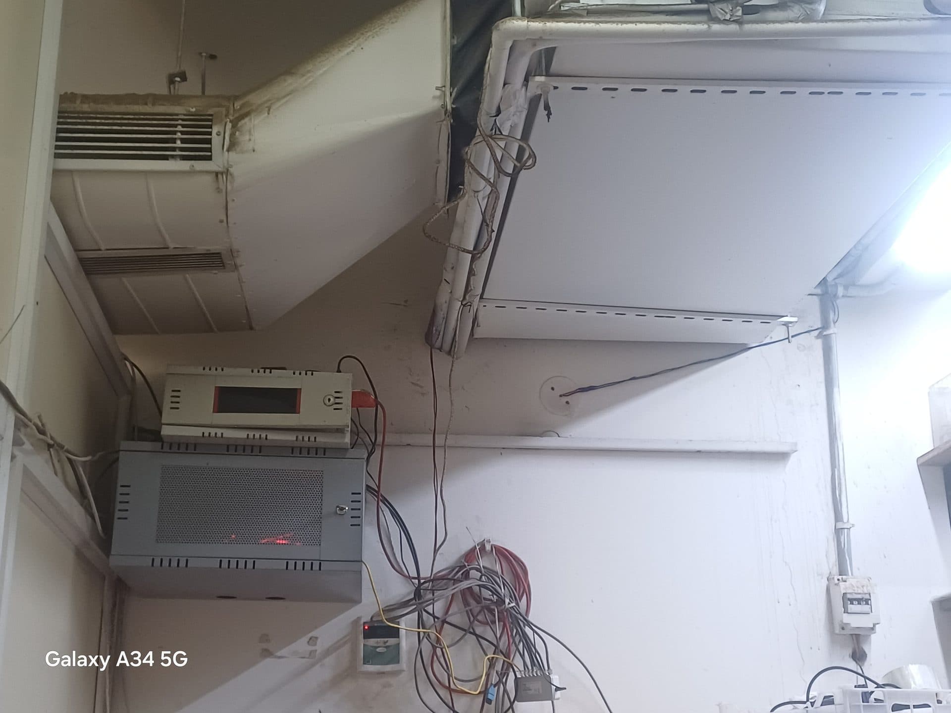 POS Terminal & Billing Counter